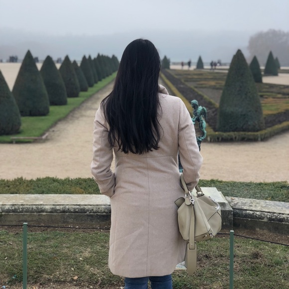 MEDIUM Loewe Puzzle Leather Shoulder Bag (Stone) - Picture 7 of 8